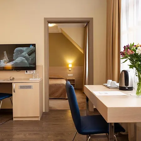 Geneva 호텔 4*